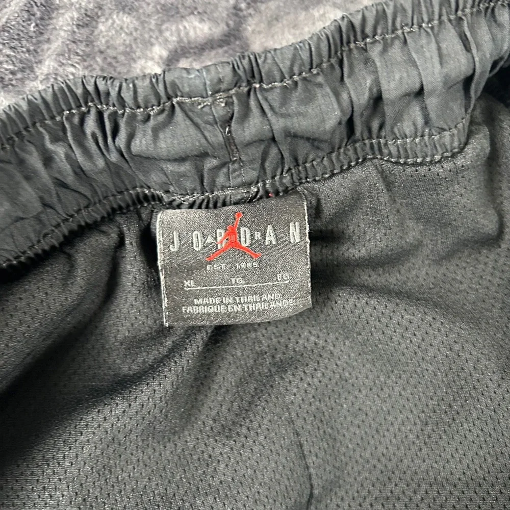 Jordan Cargo Shorts Mens XL Black Jumpman Nylon Mesh Lined Athletic 1827